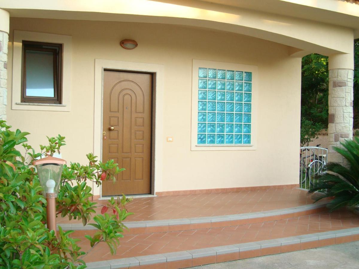 Guest House Mare E Luna Fiumefreddo Bruzio Ngoại thất bức ảnh