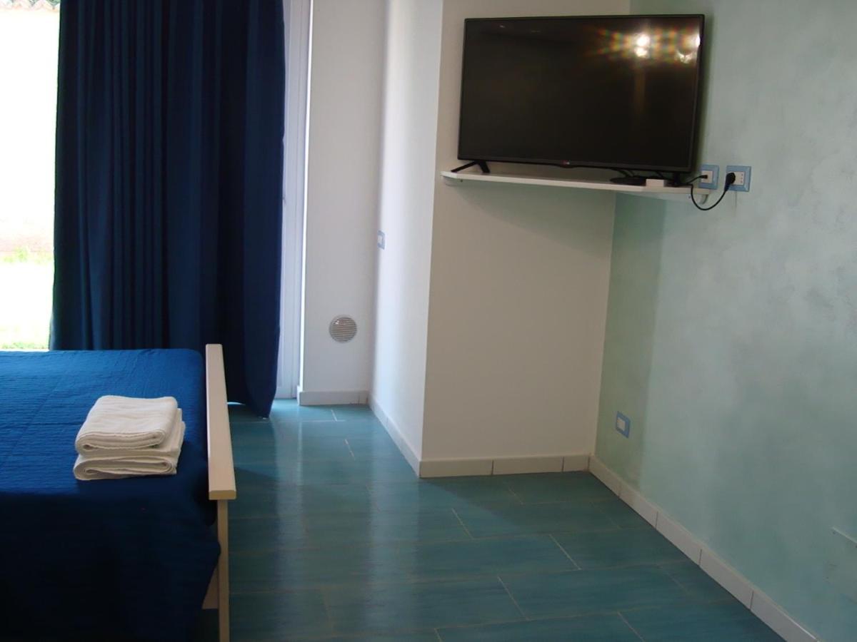 Guest House Mare E Luna Fiumefreddo Bruzio Ngoại thất bức ảnh