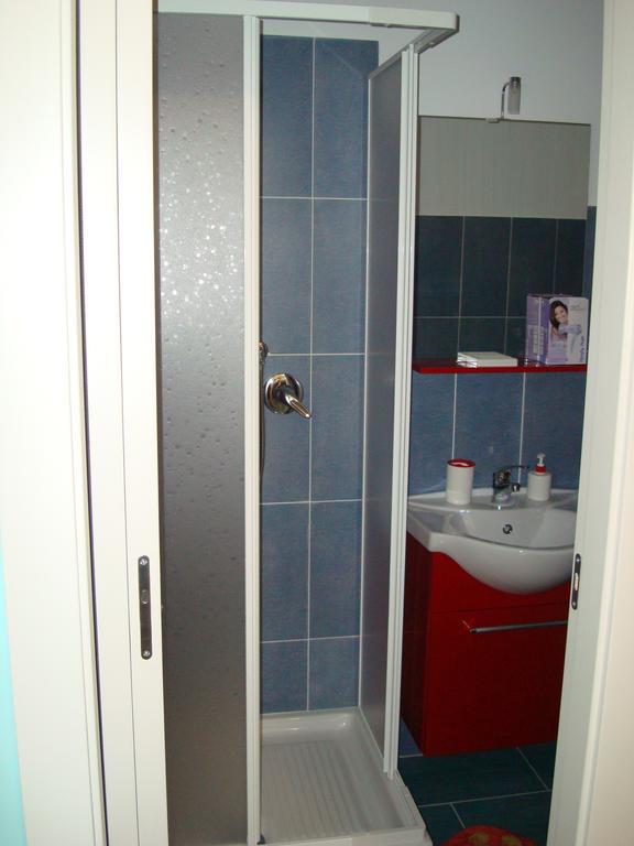 Guest House Mare E Luna Fiumefreddo Bruzio Phòng bức ảnh