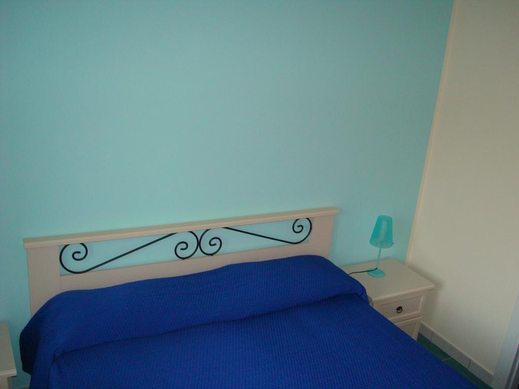 Guest House Mare E Luna Fiumefreddo Bruzio Phòng bức ảnh