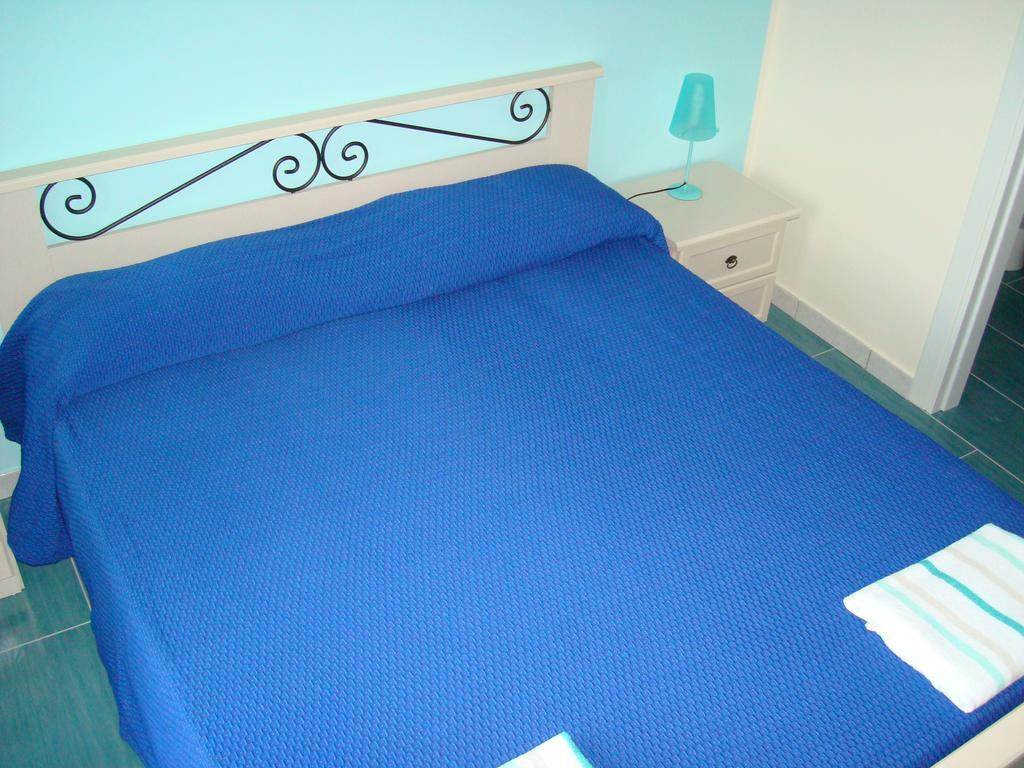 Guest House Mare E Luna Fiumefreddo Bruzio Phòng bức ảnh