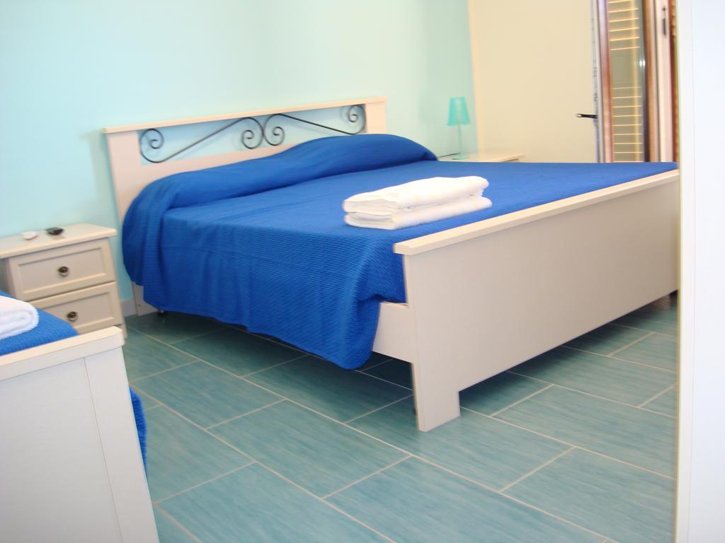 Guest House Mare E Luna Fiumefreddo Bruzio Ngoại thất bức ảnh