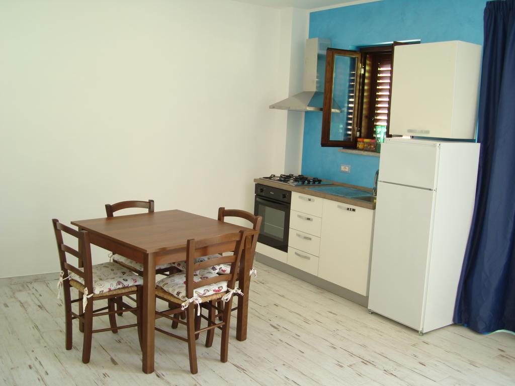 Guest House Mare E Luna Fiumefreddo Bruzio Ngoại thất bức ảnh