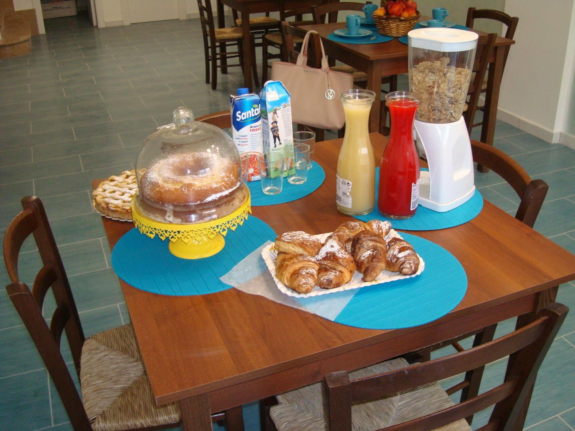 Guest House Mare E Luna Fiumefreddo Bruzio Ngoại thất bức ảnh